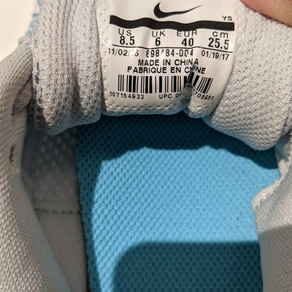 Nike Women’s Runallday Sneakers Running Shoe Light Blue NIB 8.5 - Picture 7 of 8